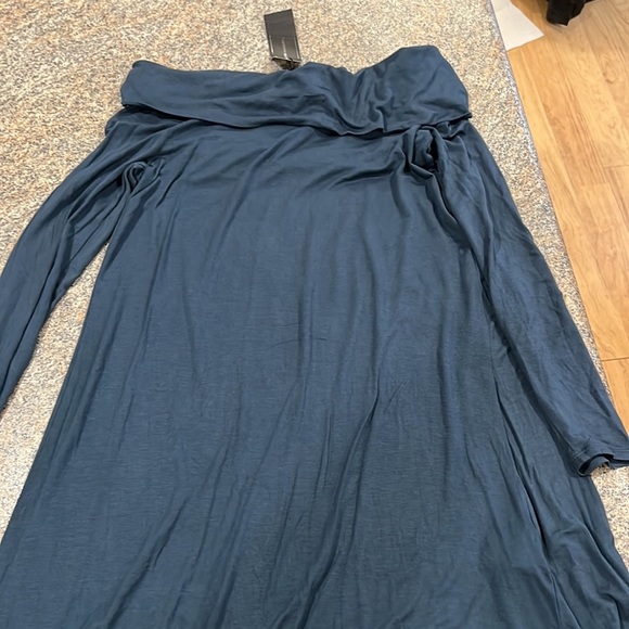 BCBG Max Azaria  dress size Medium - Picture 10 of 11